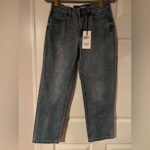 Oat Midrise Straight Ankle Jeans. NWT size 2/26